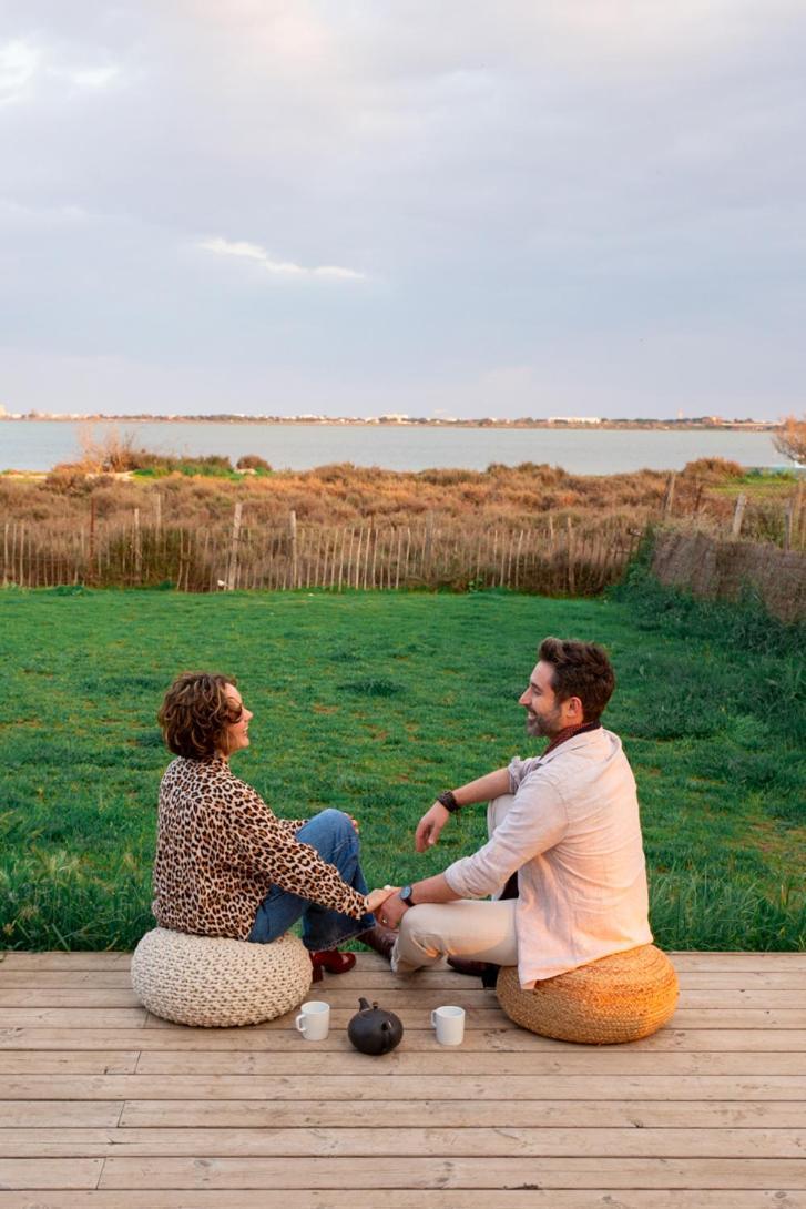페홀 Le Mazet De L'Or - Climatisation Et Vue Sur L'Etang 아파트 객실 사진